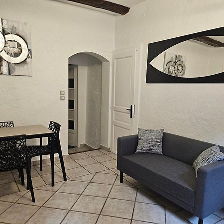 Appartement Dans Ancien Moulin A Huile Renove กราส ภายนอก รูปภาพ