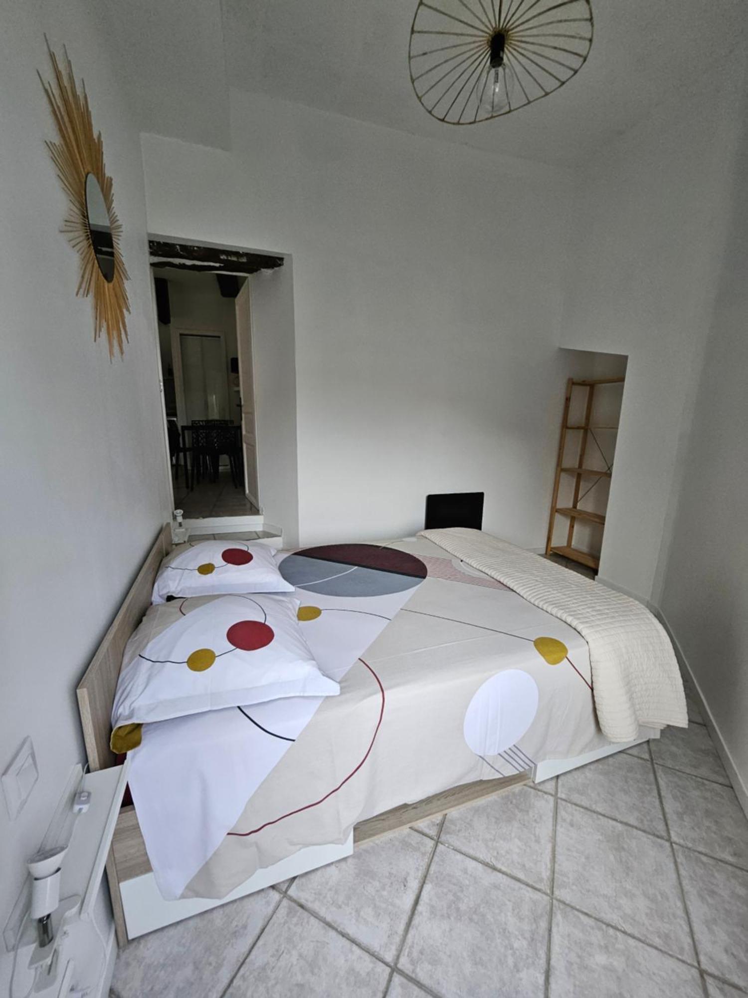 Appartement Dans Ancien Moulin A Huile Renove กราส ภายนอก รูปภาพ