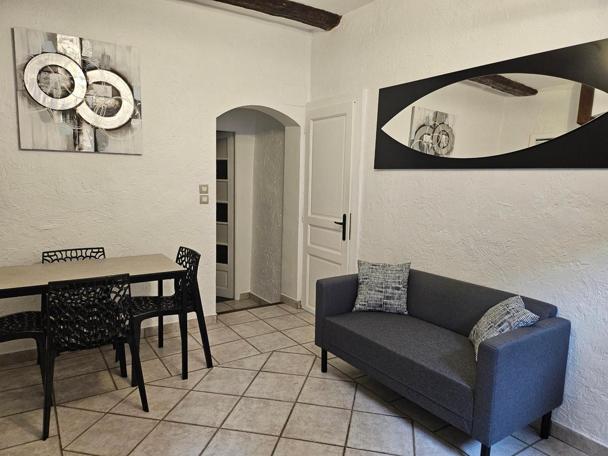 Appartement Dans Ancien Moulin A Huile Renove กราส ภายนอก รูปภาพ